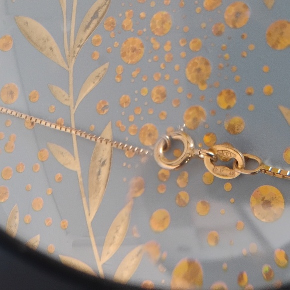 Box Chain 14 K Gold Necklace - Picture 5 of 9